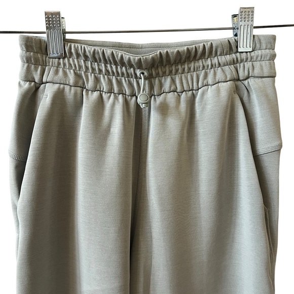 LULULEMON SOFTSTREME HI RISE STRAIGHT LEG SWEATPANT 0 DRAPE SOFT COZY COMFY NWOT - Picture 3 of 11